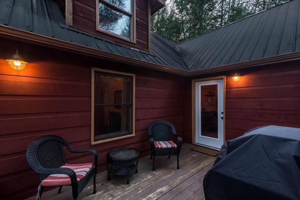 Private Creekside Cabin+Hot Tub,Pool Table, & Pets Эллиджей Экстерьер фото
