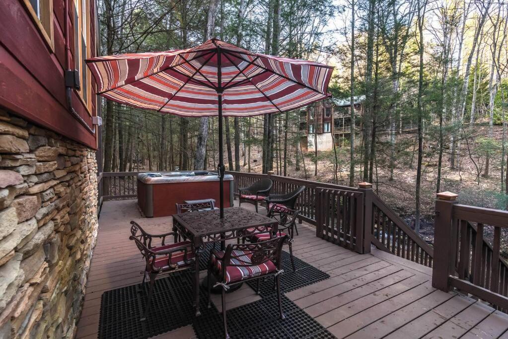 Private Creekside Cabin+Hot Tub,Pool Table, & Pets Эллиджей Экстерьер фото