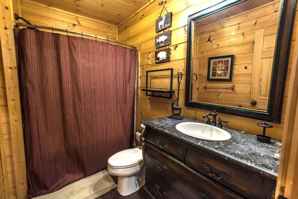 Private Creekside Cabin+Hot Tub,Pool Table, & Pets Эллиджей Экстерьер фото